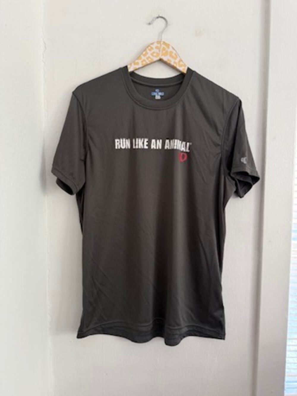 Pearl Izumi Men's Gray Run Like An Animal Active Tee | Size Large